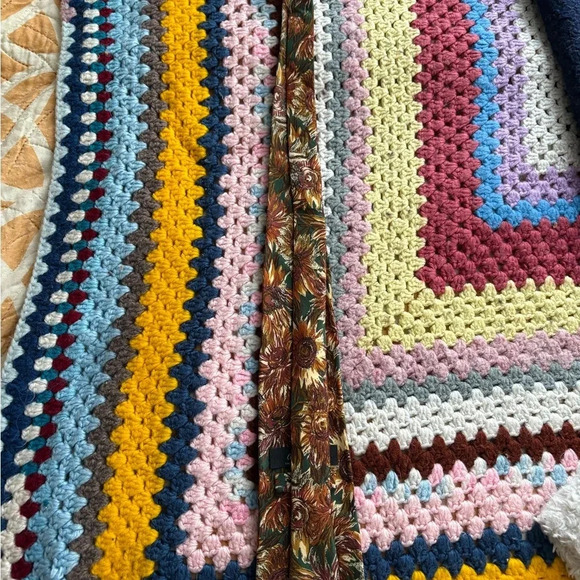 Men’s Vintage Abside Sunflower Neck Tie - Picture 3 of 6